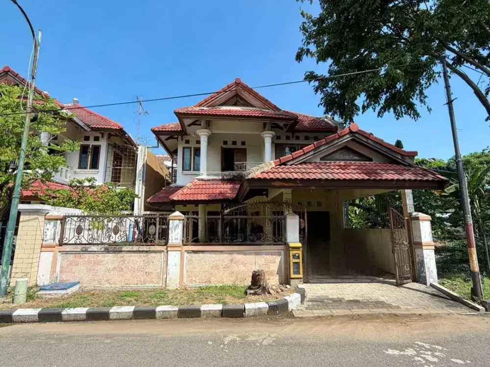Jual cepat - Rumah Pantai Mentari 2 lantai di jalan kembar
