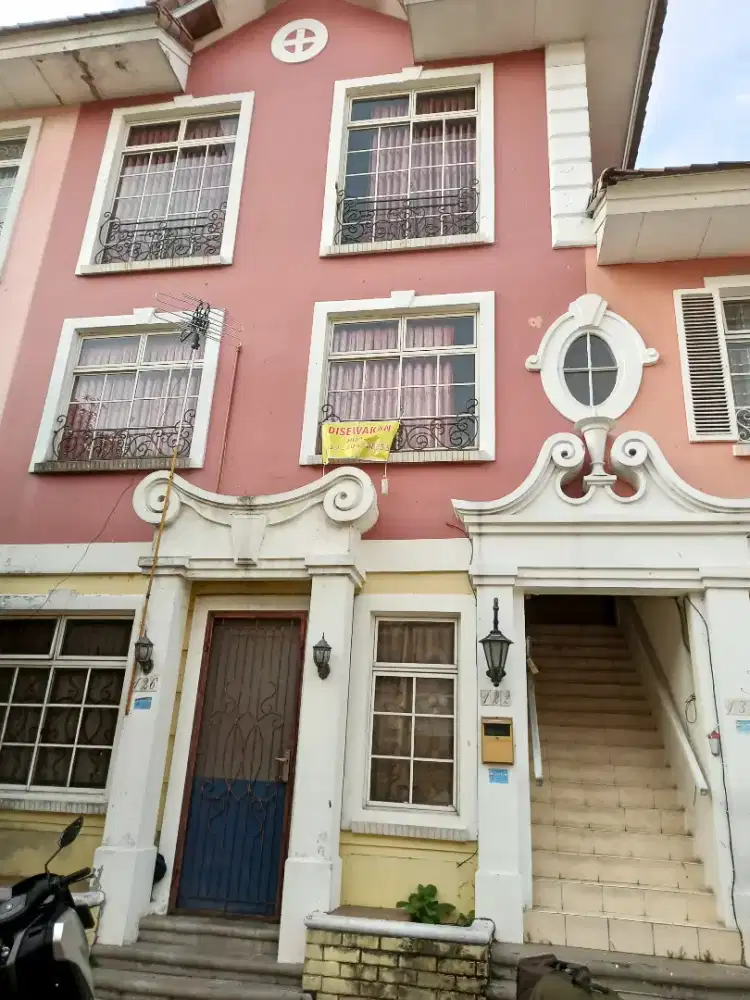 Town House lt2 dan lt3