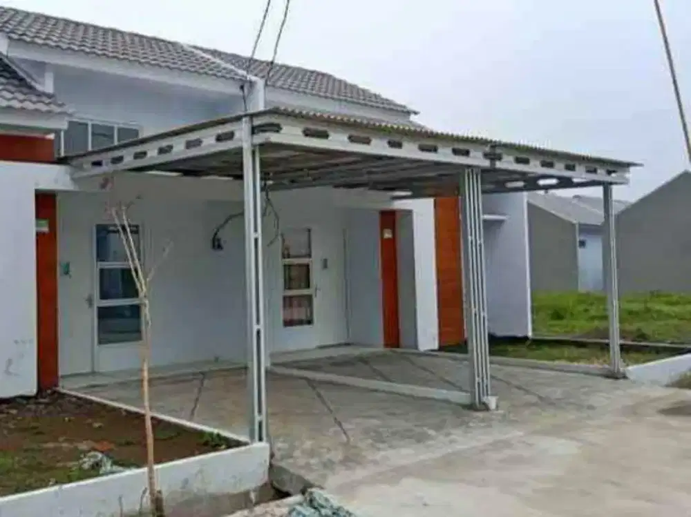 Kanopi baja ringan terpasang