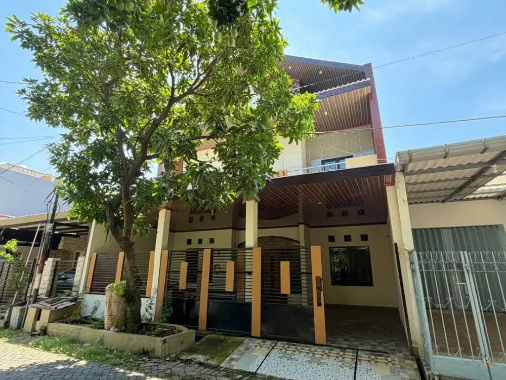 Rumah Kost 9 Kamar tidur di Perumahan Klampis Semolo