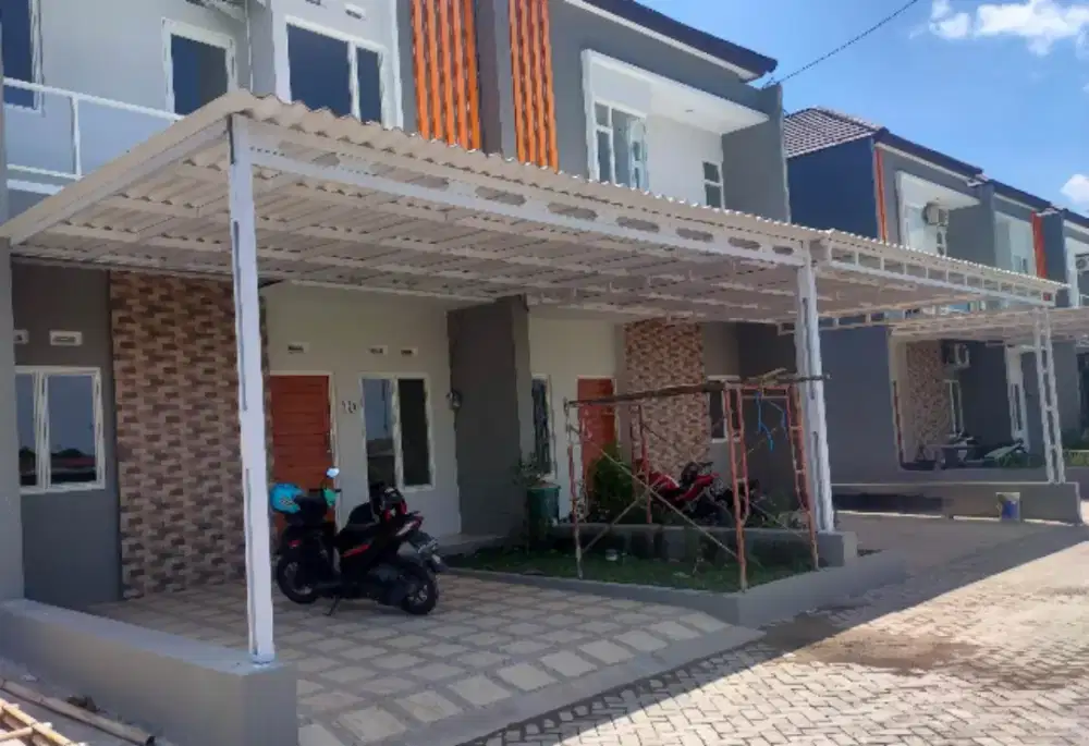 Kanopi baja ringan terpasang