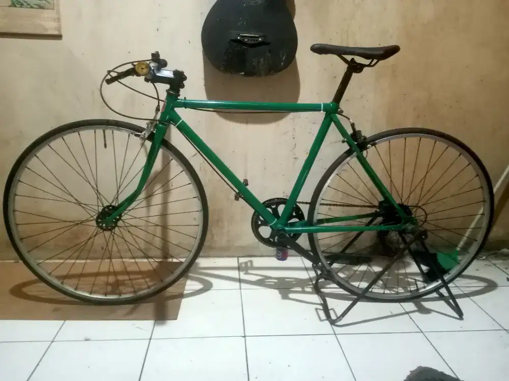 Sepeda balap jadul columbia madein Japan 700 c