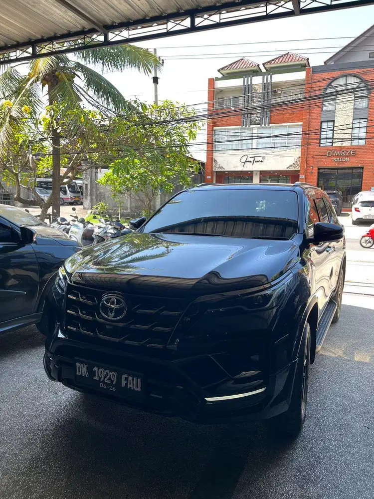 Toyota Fortuner VRZ TRD 2.4 AT - 2021 Facelift