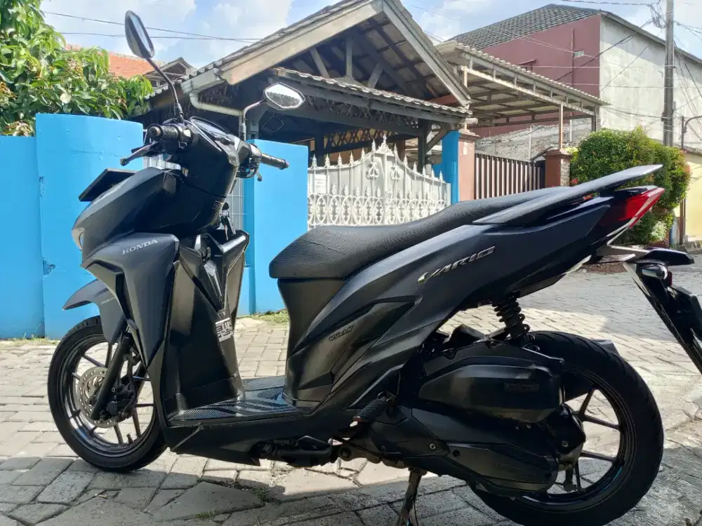 Di jual Honda Vario 125 tahun 2019 pajak hidup surat lengkap