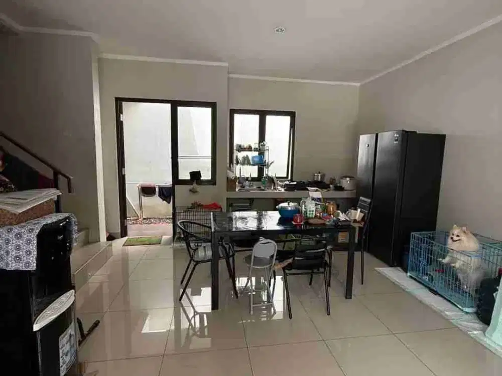 BURGUNDY SUMMARECON BEKASI! Rumah Cantik Siap Huni Harga Masih Nego