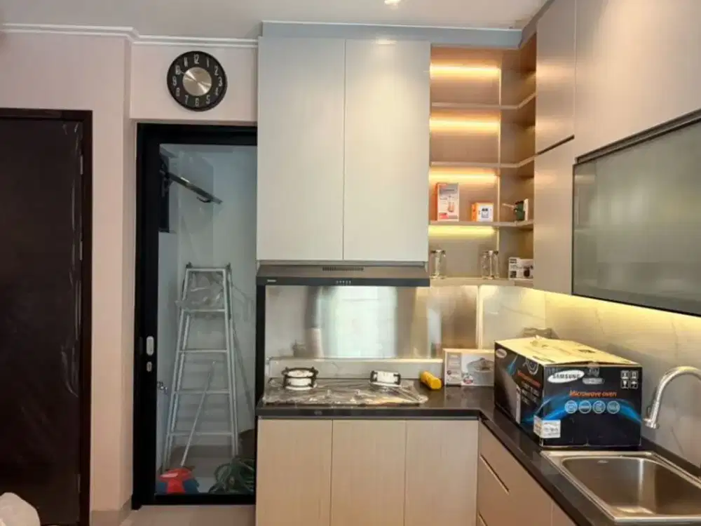 DISEWAKAN RUMAH MILENIAL 4.5X10 FULL FURNISH SIAP HUNI PIK2 EXTENSION