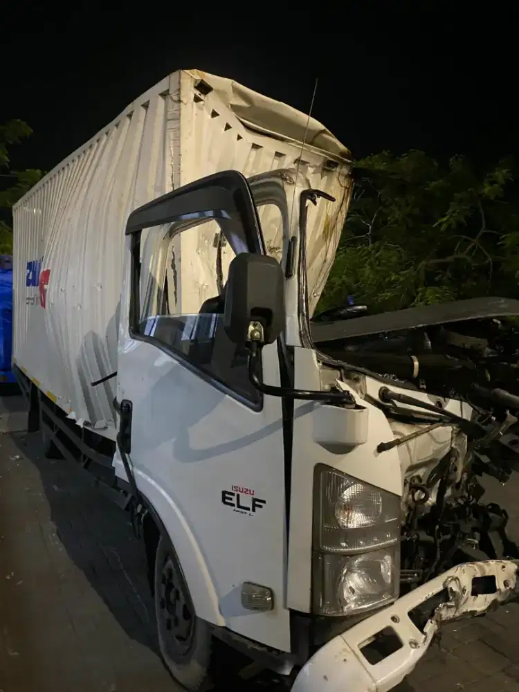Isuzu nmr 81 long thn 2022