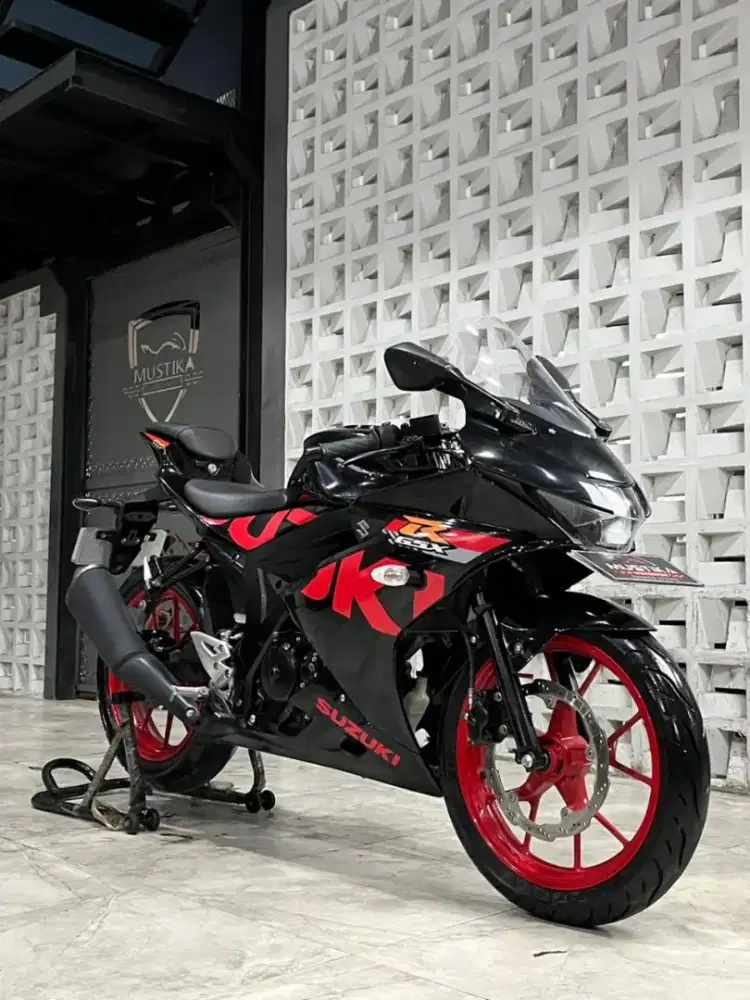 SUZUKI GSX 150R 2019 - Chintia Mustika