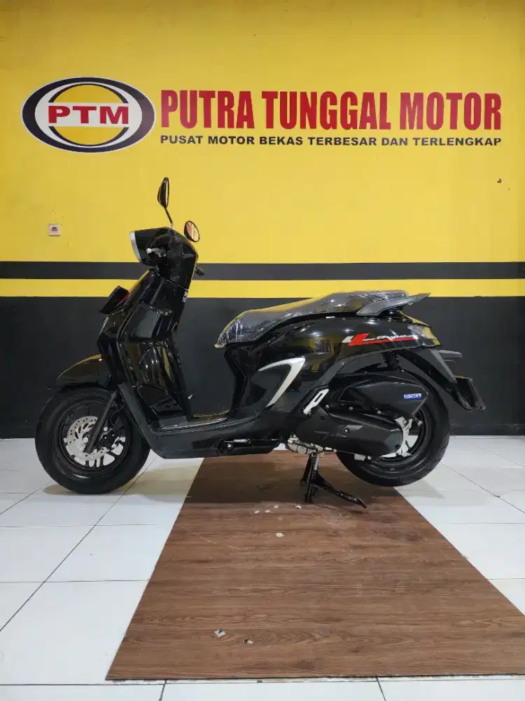 HONDA STYLO 160 CBS,HITAM GLOSSY JOS JIS