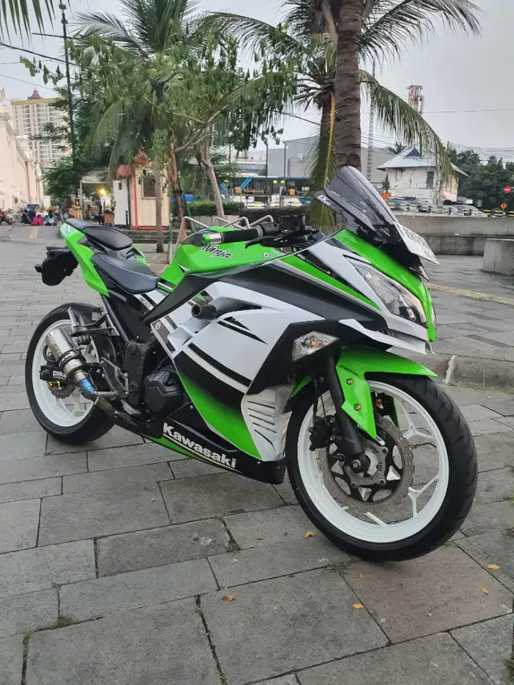 NINJA 250 ANNIVERSARY