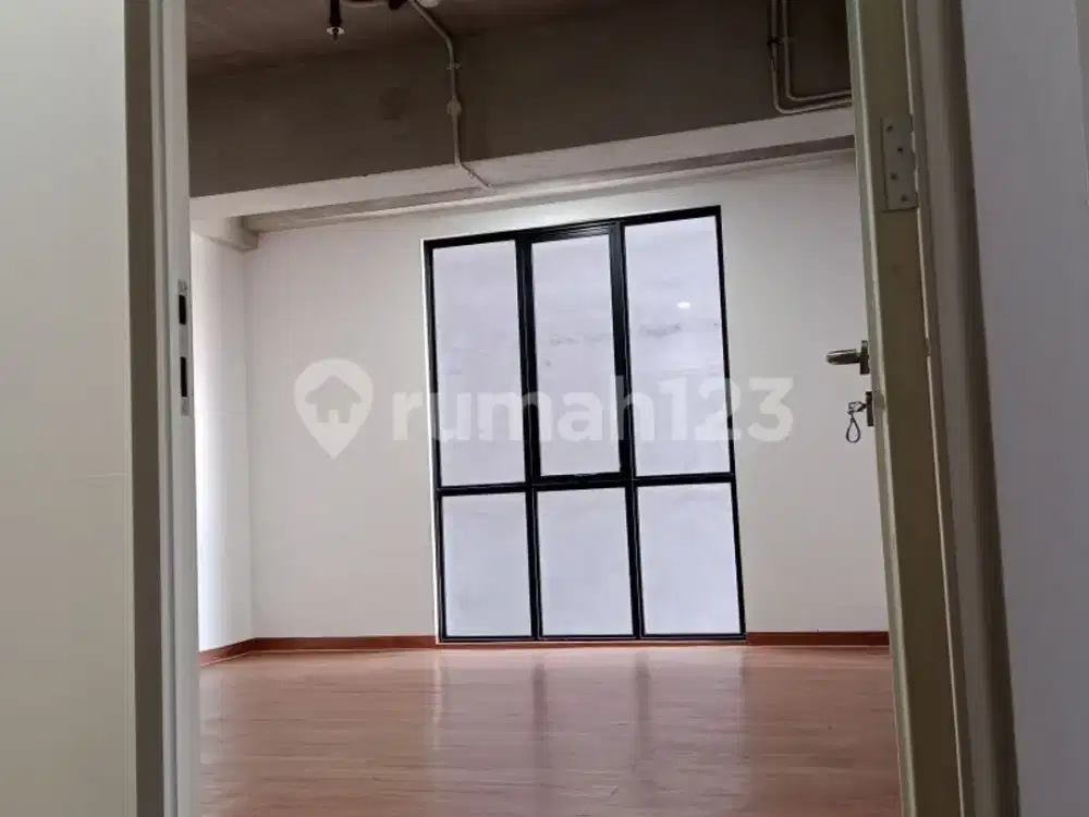 Disewa Ruang Perkantoran The Royal 55 Unit 216Keamanan 24 Jam