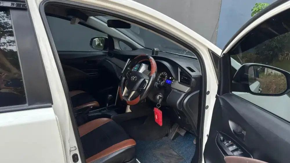 Toyota Innova Reborn 2021 2.0 Automatic type G