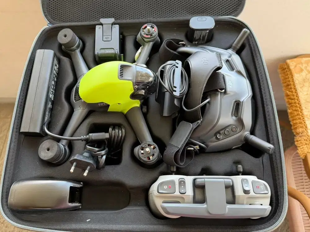 DJI FPV Combo Fullset — Mulus & Ready Fly