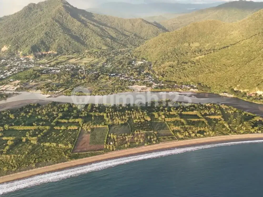 Dijual Tanah Wisata di Pantai Pinisi, Sumbawa Barat