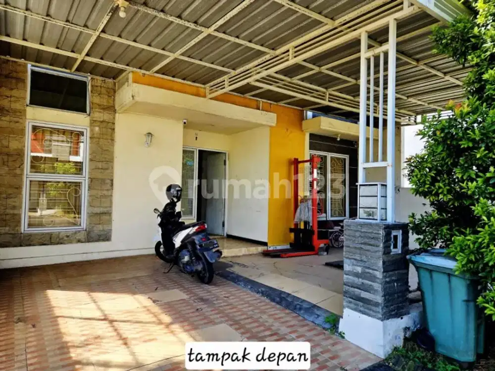 Dijual Rumah Siap Huni, Terawat di Ladiva Greenhill