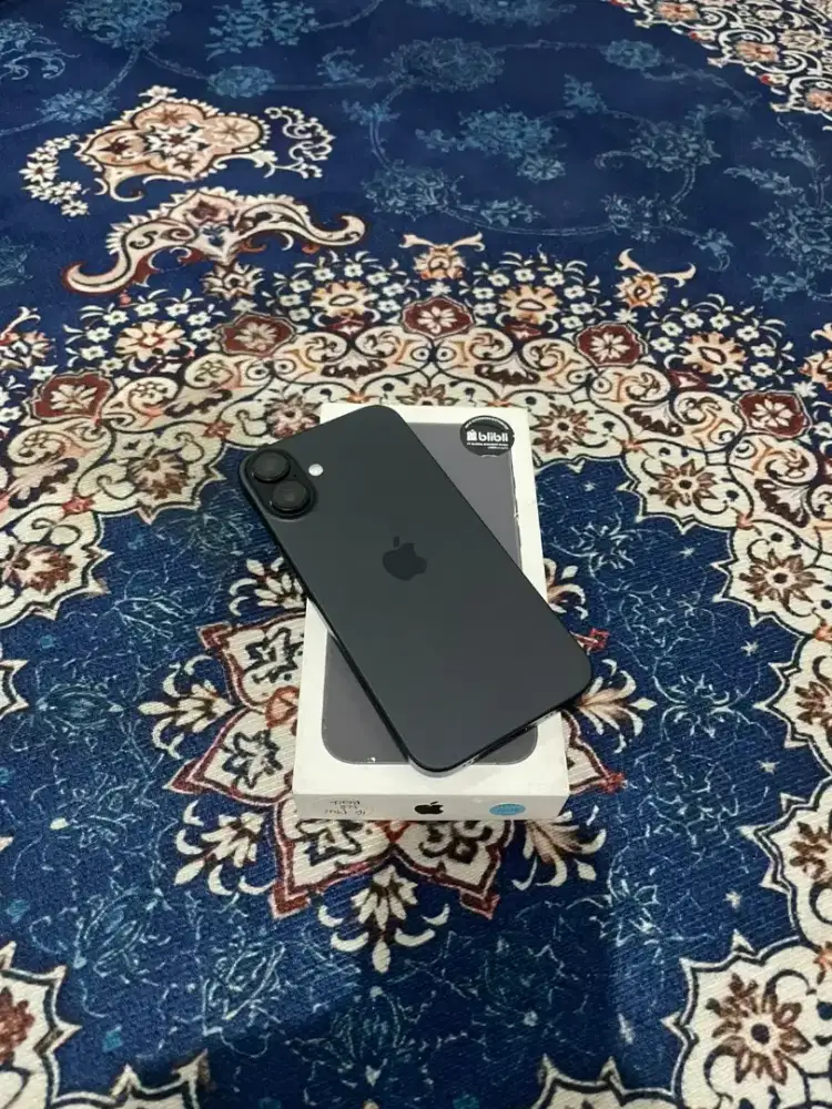 IPhone 16 plus 128 gb ibox, black