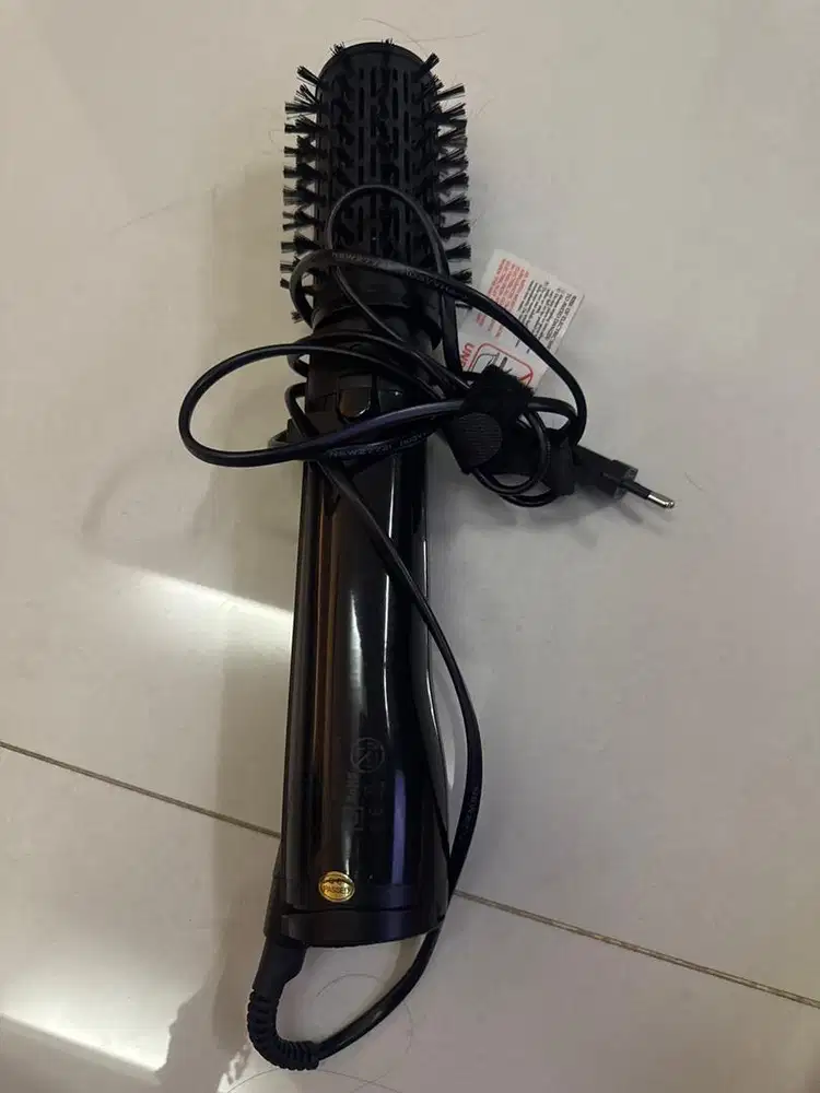 Pengering rambut masuk