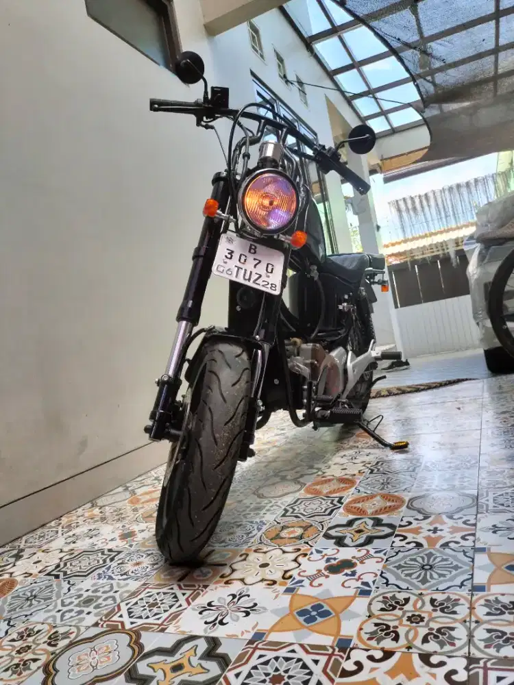 Motor custom basic kharisma