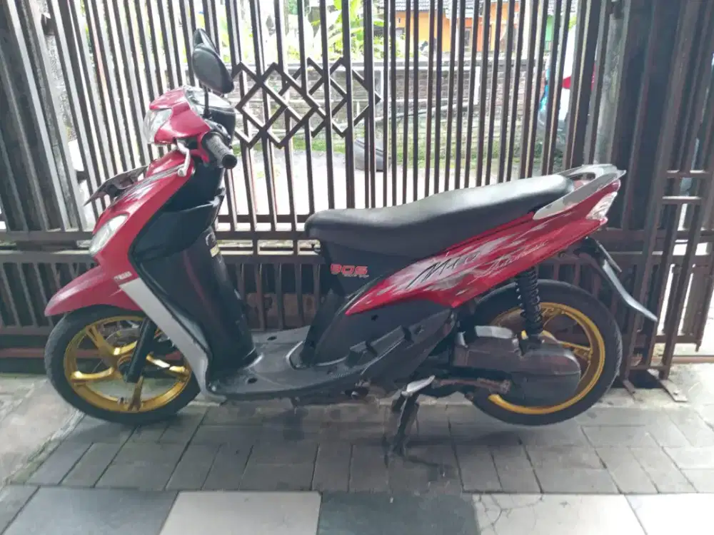Yamaha Mio Merah Marun