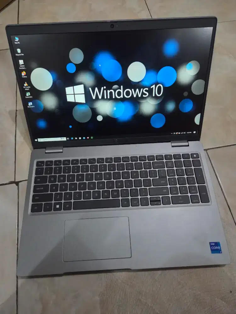 Laptop Dell latitude 5330 core i7 gen12 jos