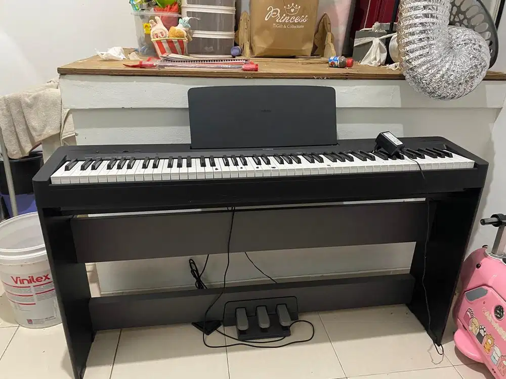Piano yamaha p145 jarang kepakai lengkap