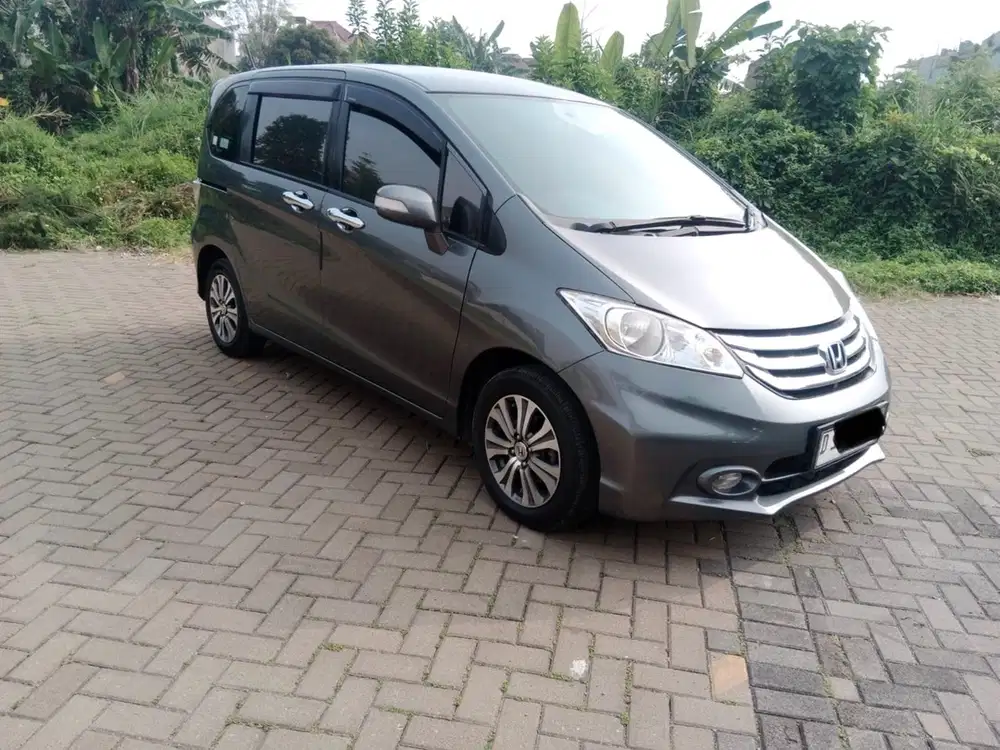 Honda Freed E / PSD 2014 akhir