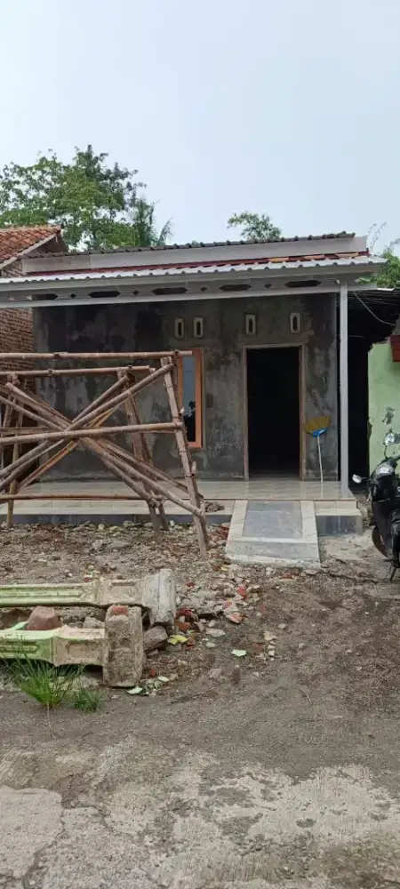 Dikontrakan Rumah Baru Strategis & Siap Huni di Losari, Pemalang!