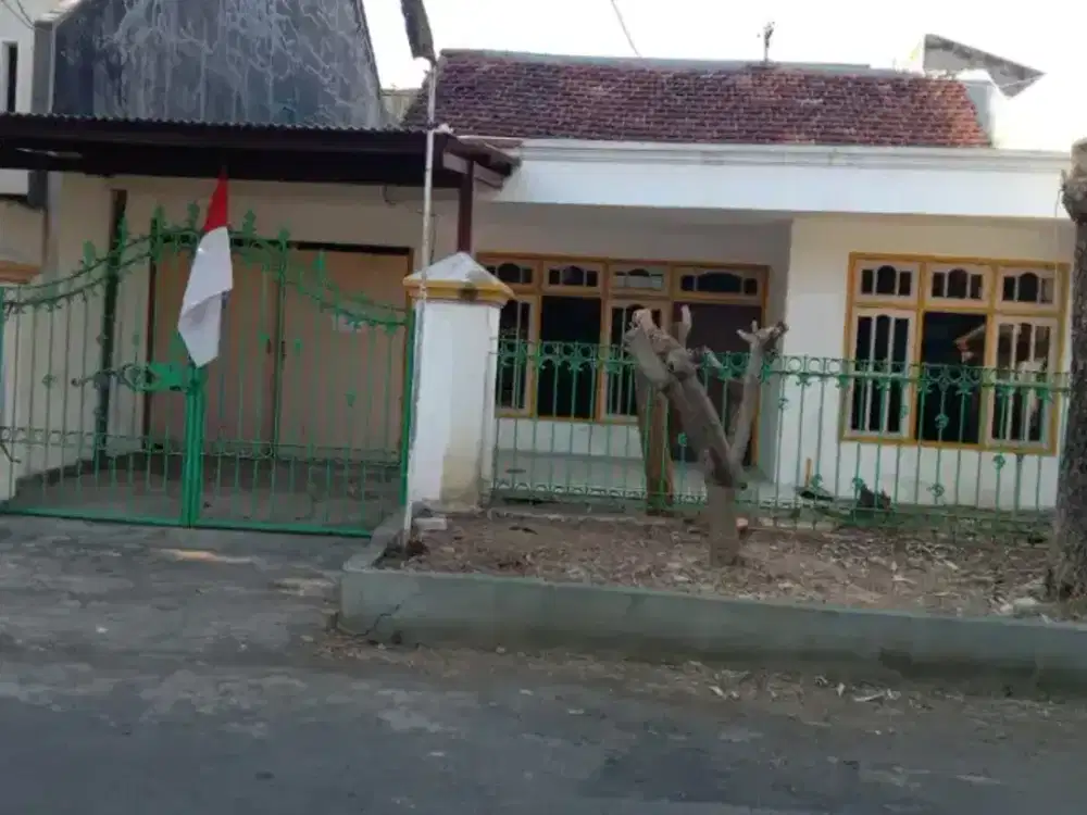 Rumah Hitung Tanah Jemursari Strategis dekat Raya A Yani