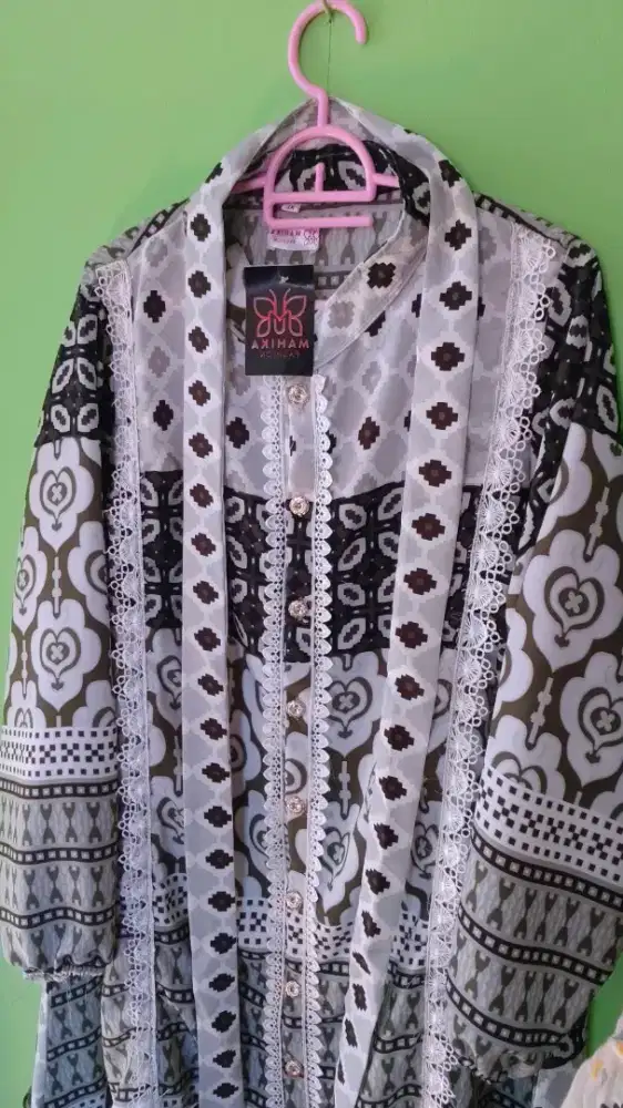 Gamis masih baru