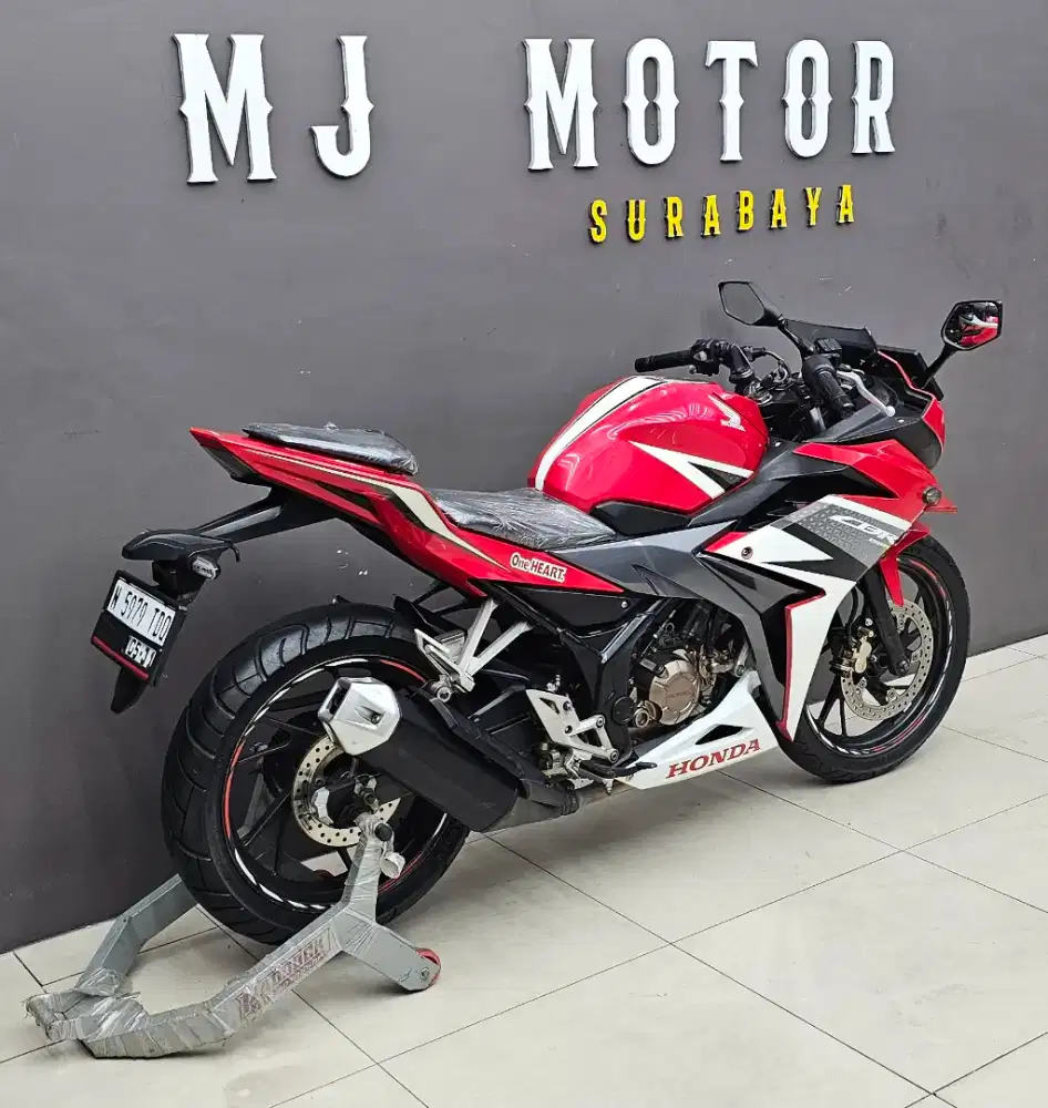 Honda CBR 150R Tahun 2016