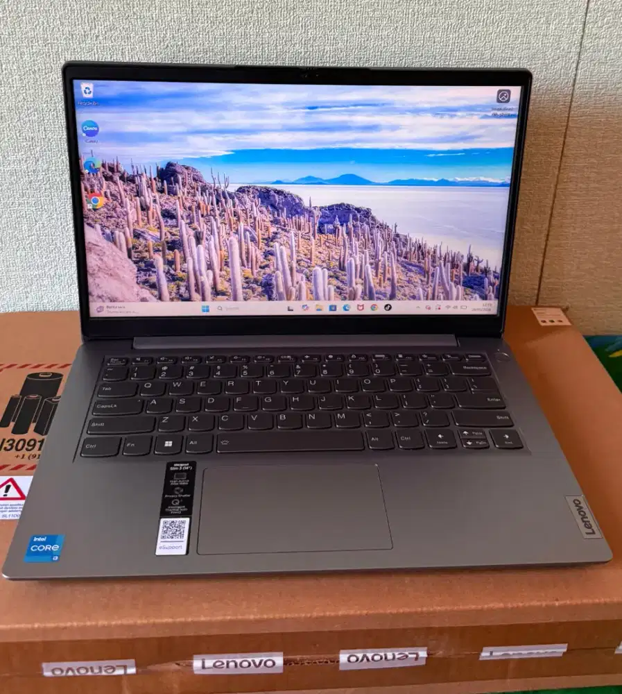 Seken Lenovo Ideapad Slim 3 intel i3 Gen 11 RAM 8 SSD 256