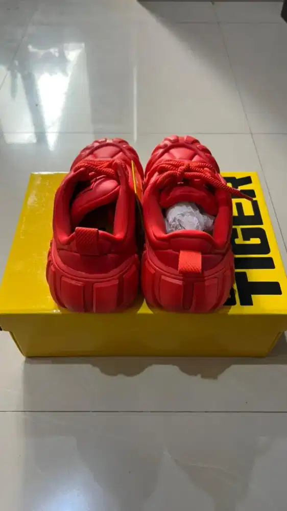 sepatu onitsuka