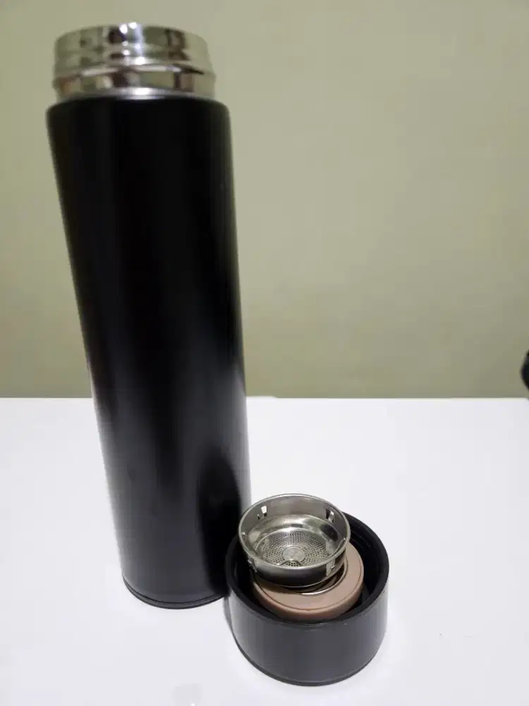 Dijual segera 1 unit stainless steel vacuum mug,kondisi baru