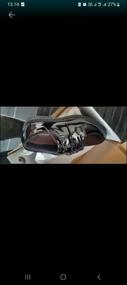 Sepatu pdh baru