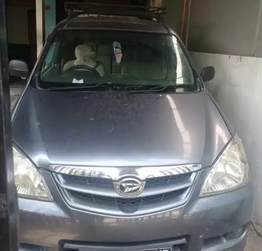 Daihatsu Xenia 2010 Bensin
