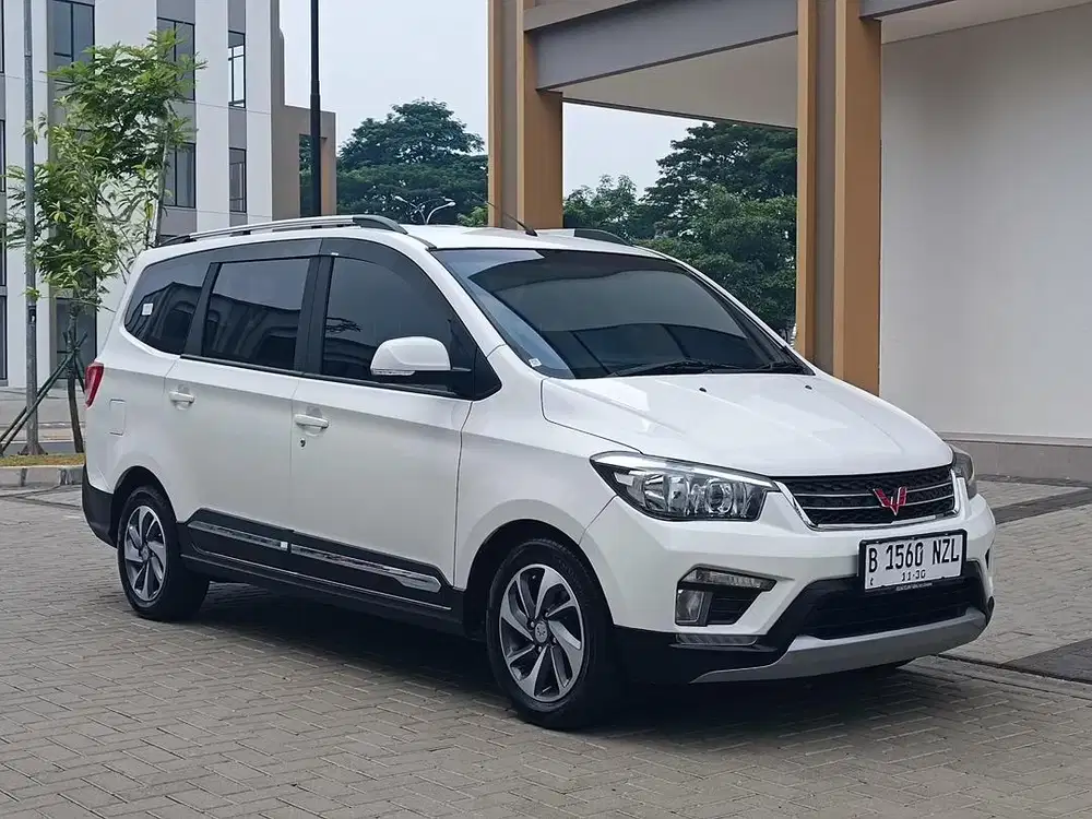 [TDP 15jt] Wuling Confero 1.5L Lux MT 2020