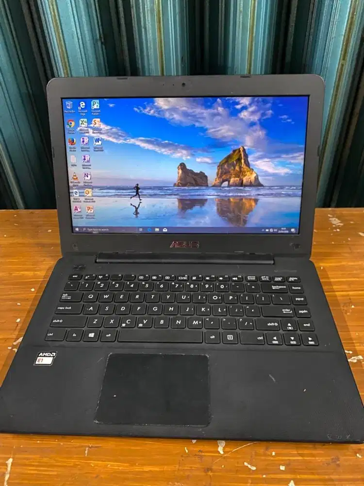 laptop asus a403e