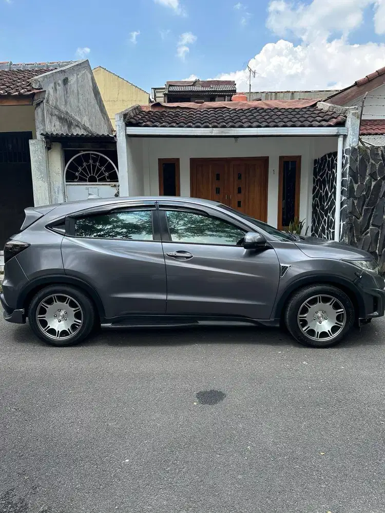 Honda HRV 1.5 E AT Full Modifikasi High End Audio