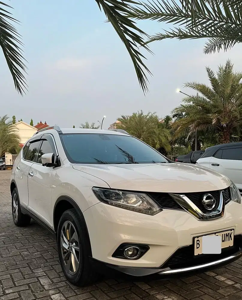 Nissan Xtrail T32 2.5 AT 2015