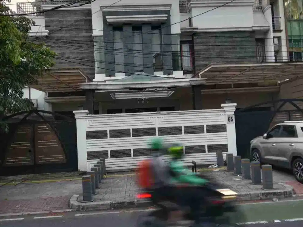 rumah mewah di tebet raya jakarta selatan