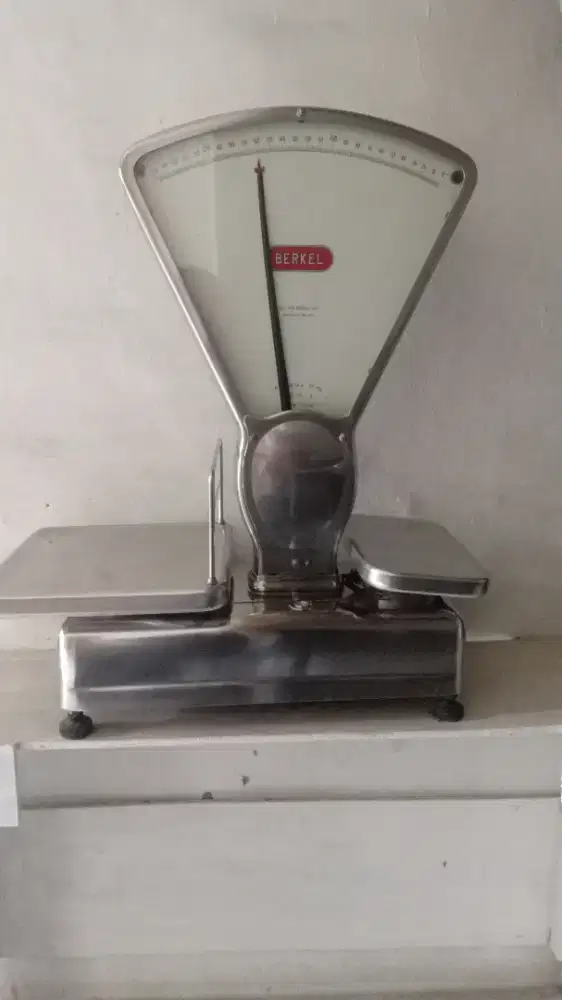 Timbangan berkel jadul