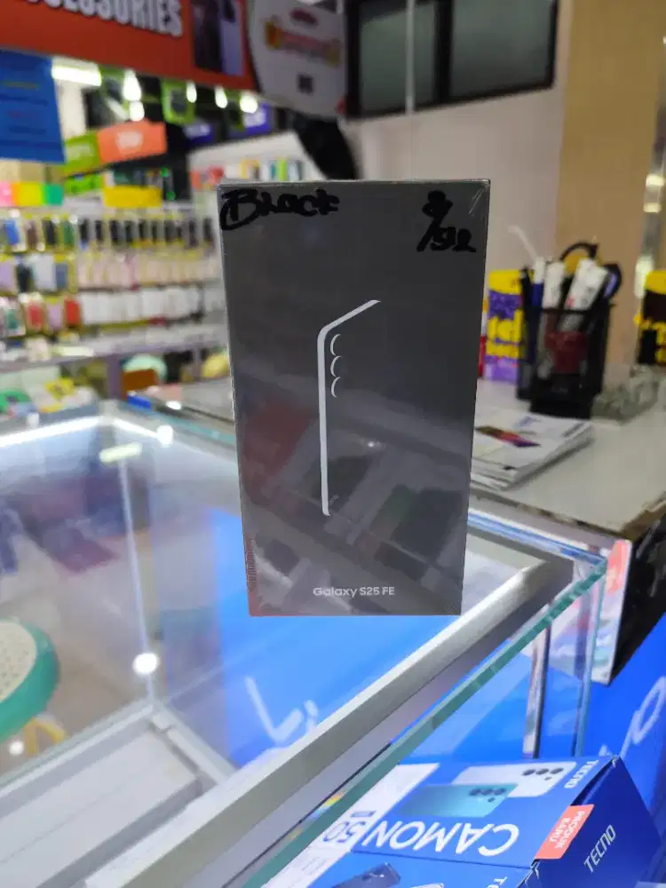 New! Samsung S25FE 8/512gb Jet black