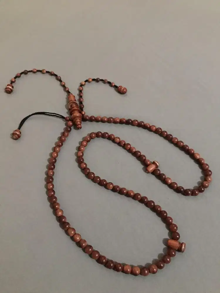 Tasbih kayu galih stigi laut kalung gelang cincin emas perak