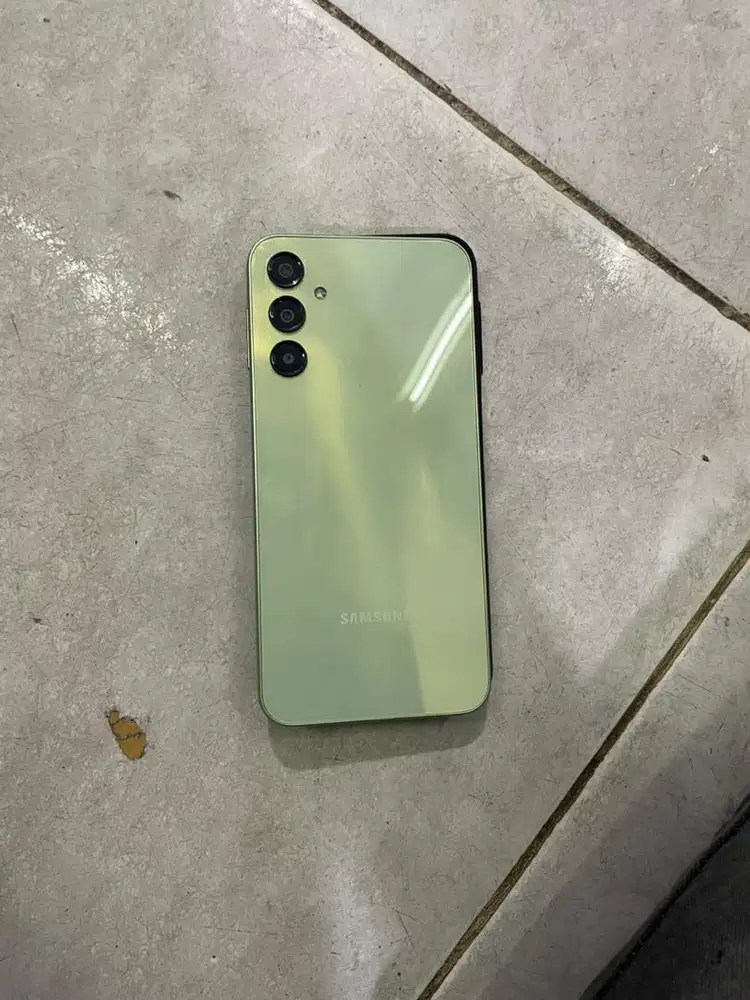 Samsung A24 8/128