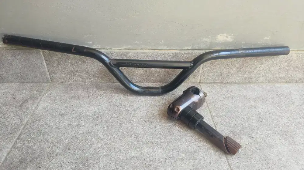 Stang Sepeda BMX DJ Bikes dan Stem