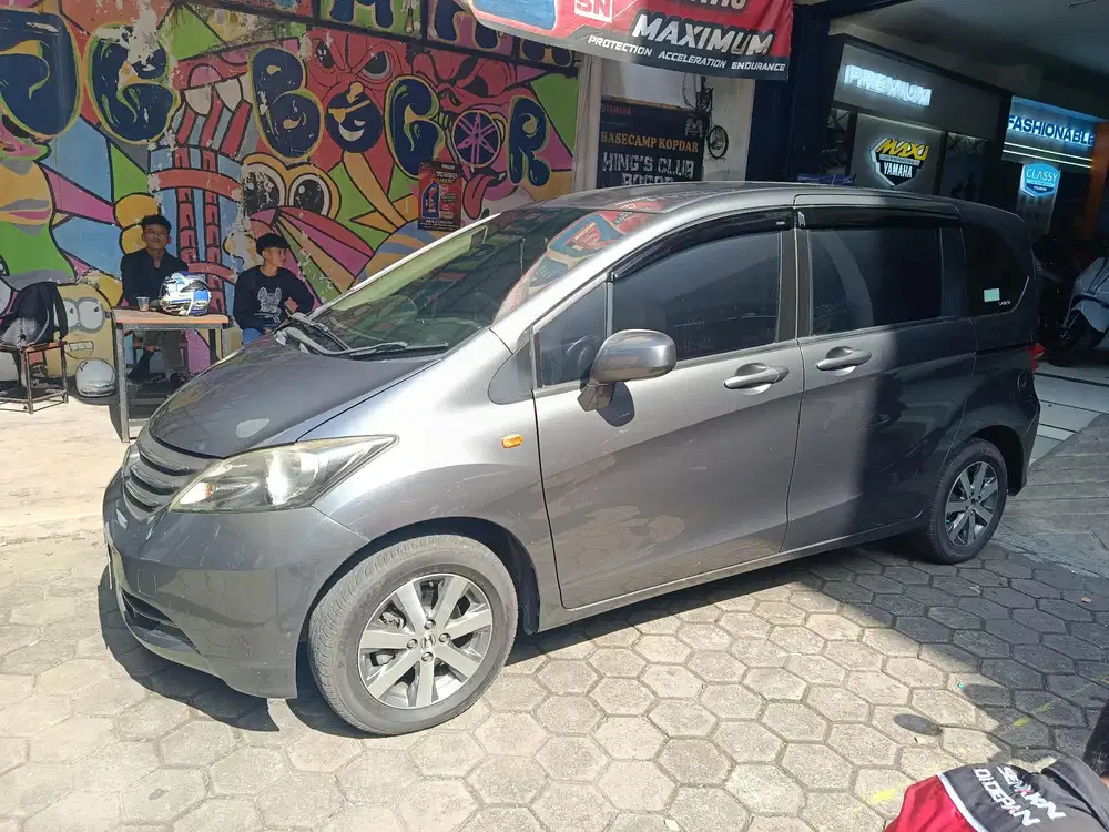 Honda Freed PSD 2010 Tipe Tertinggi KM 69 Ribuan