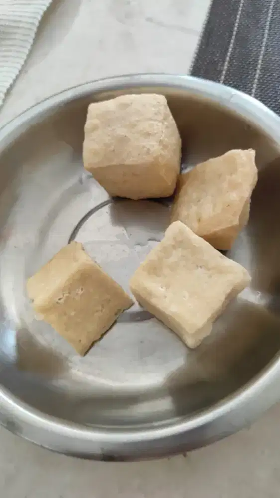 Dibutuhkan beberapa orang bagian produksi