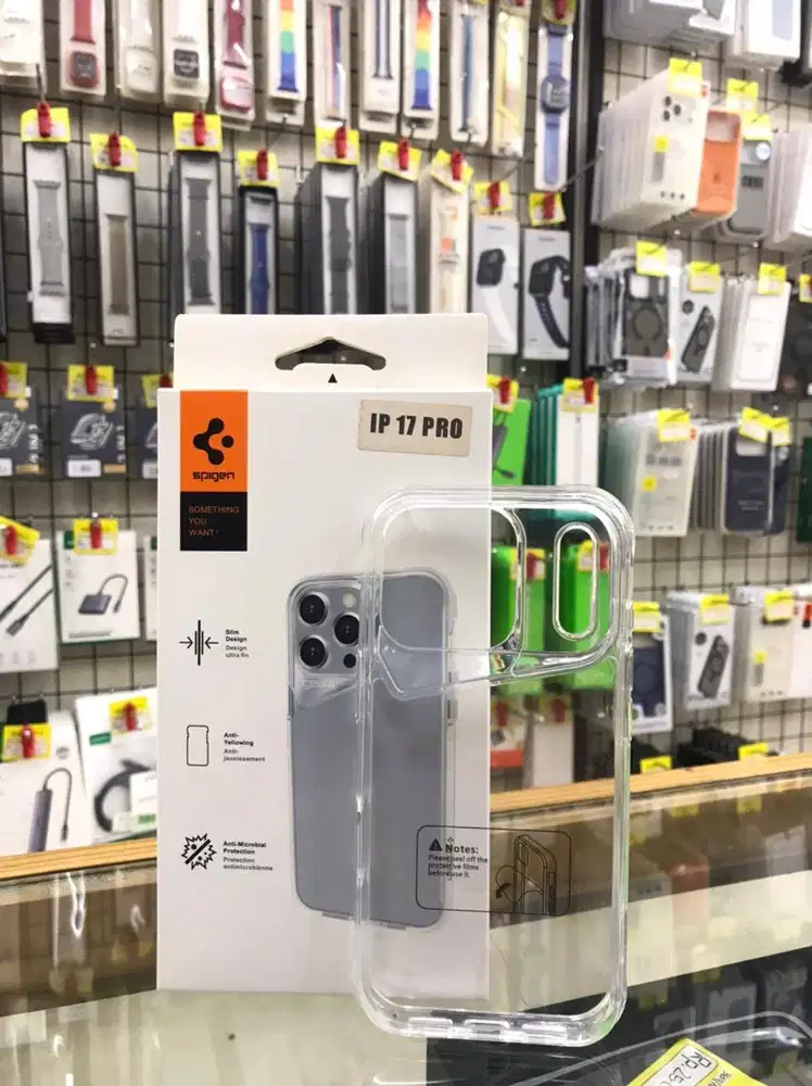 Spigen Crystal Palace Case iPhone 17 Pro