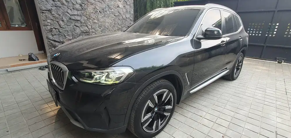 BMW X3 Matic Tahun 2022 Kondisi Mulus Terawat Istimewa Seperti Baru