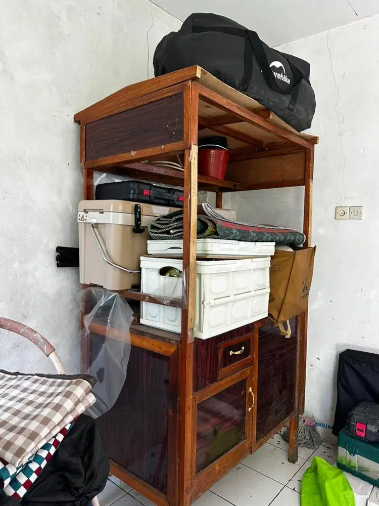 Gerobak berjualan
